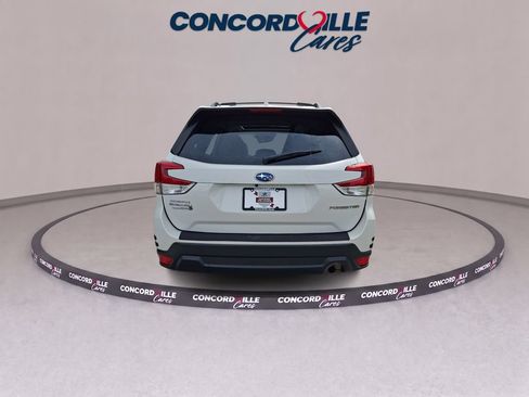 Certified 2023 Subaru Forester Premium AWD/4WD image 6