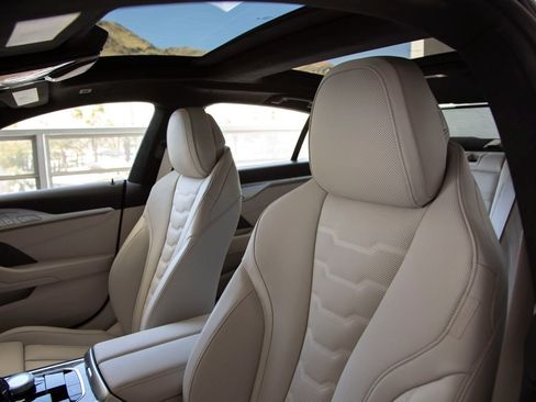 Used 2025 BMW 840i w/ M Sport Professional Package image 21