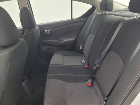 Used 2017 Nissan Versa SV FWD image 18