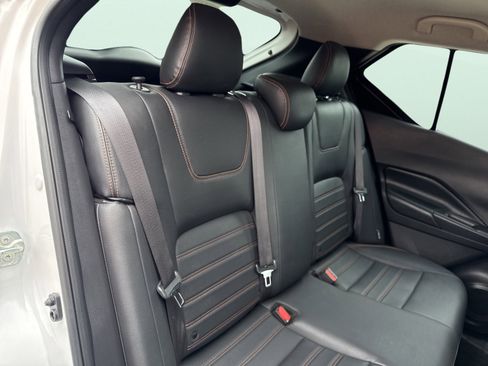 Used 2020 Nissan Kicks SR w/ SR Premium Package image 36