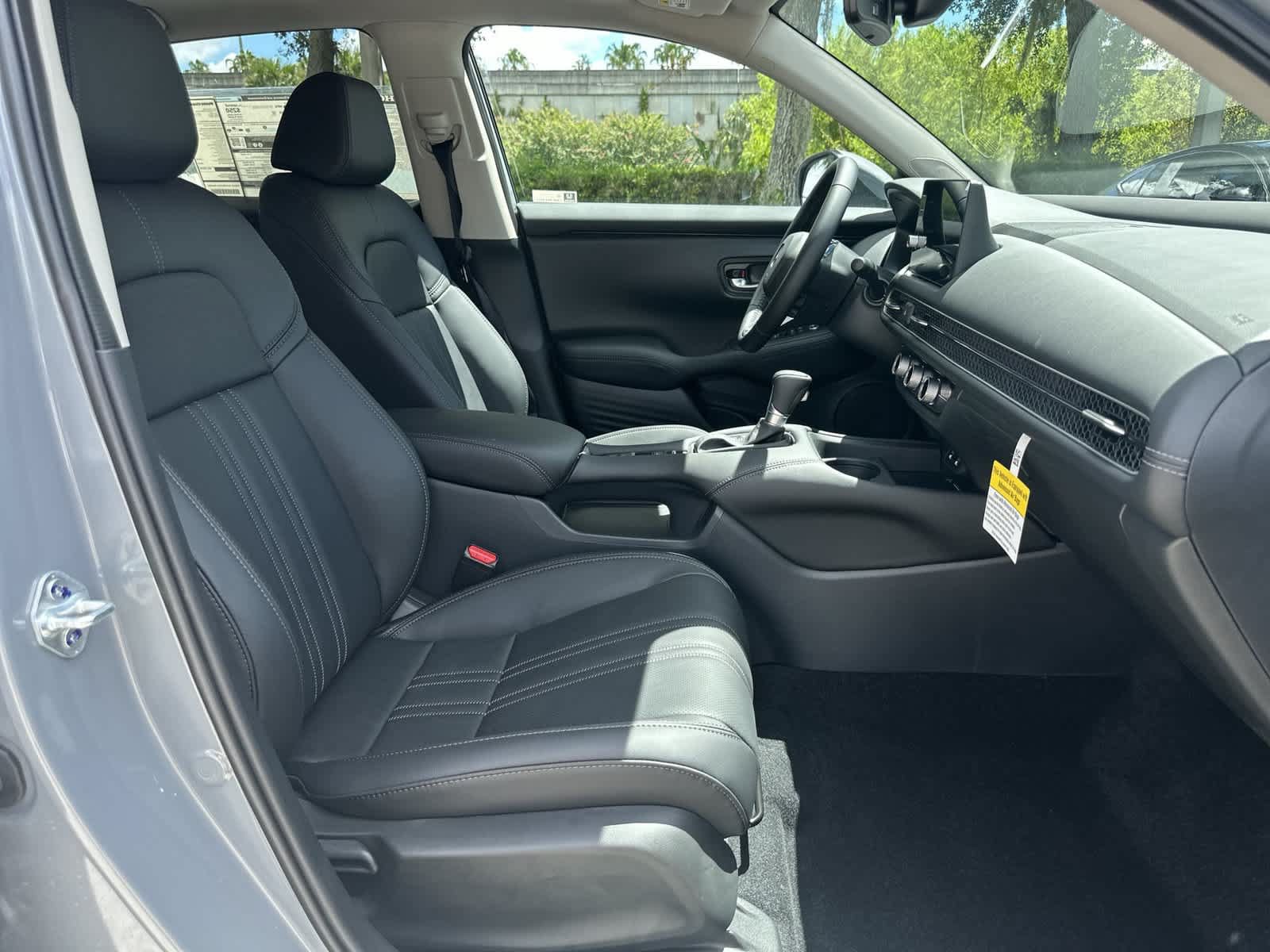 New 2027 Honda HR-V EX-L image 17
