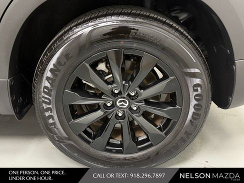 Used 2025 MAZDA CX-50 AWD 2.5 S w/ Premium Package image 12