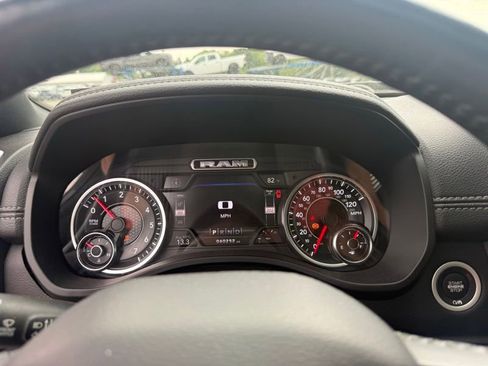 Used 2020 RAM 1500 Laramie w/ Sport Appearance Package AWD/4WD image 12