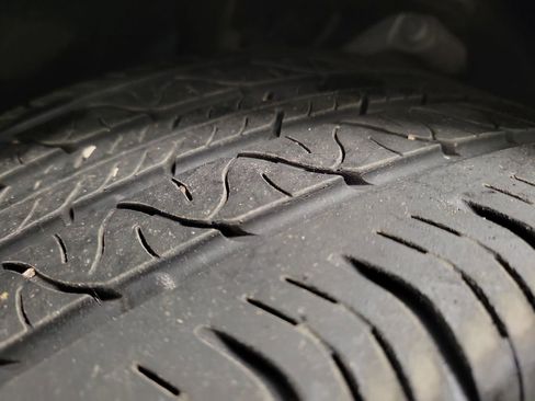 Used 2018 Tesla Model 3 Long Range image 12