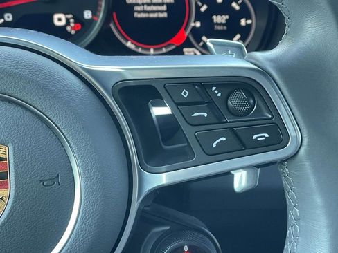 Used 2023 Porsche Cayenne S Platinum image 32