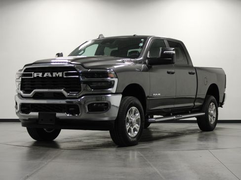 Used 2026 RAM 2500 Big Horn AWD/4WD image 8