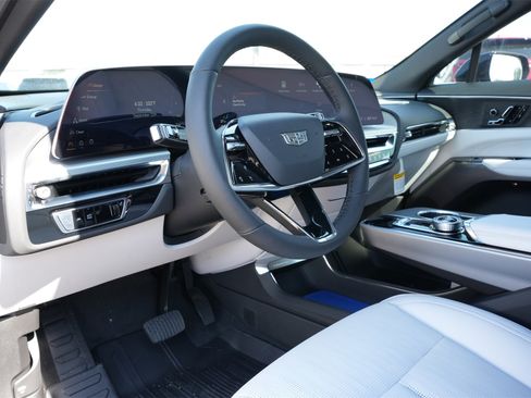 New 2025 Cadillac Lyriq Sport image 16