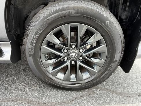Used 2022 Lexus GX 460 Premium AWD/4WD image 16