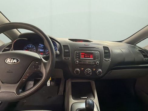 Used 2015 Kia Forte LX FWD image 10
