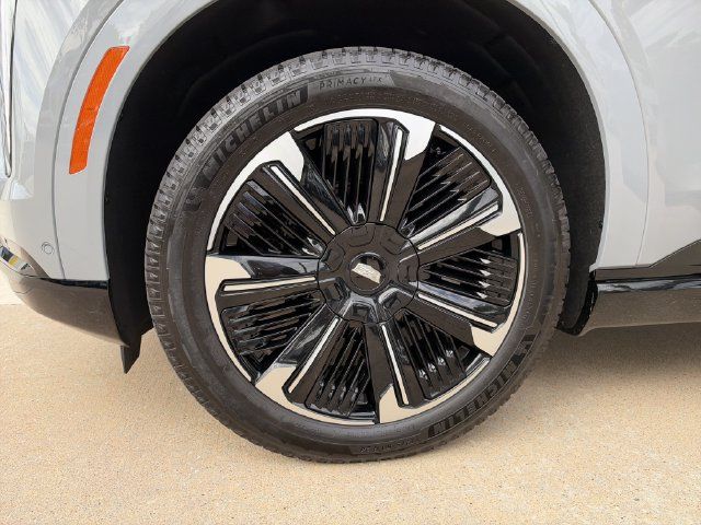 Certified 2026 Cadillac Escalade IQL Sport 1 w/ LPO, Floor Liner Package AWD/4WD image 21