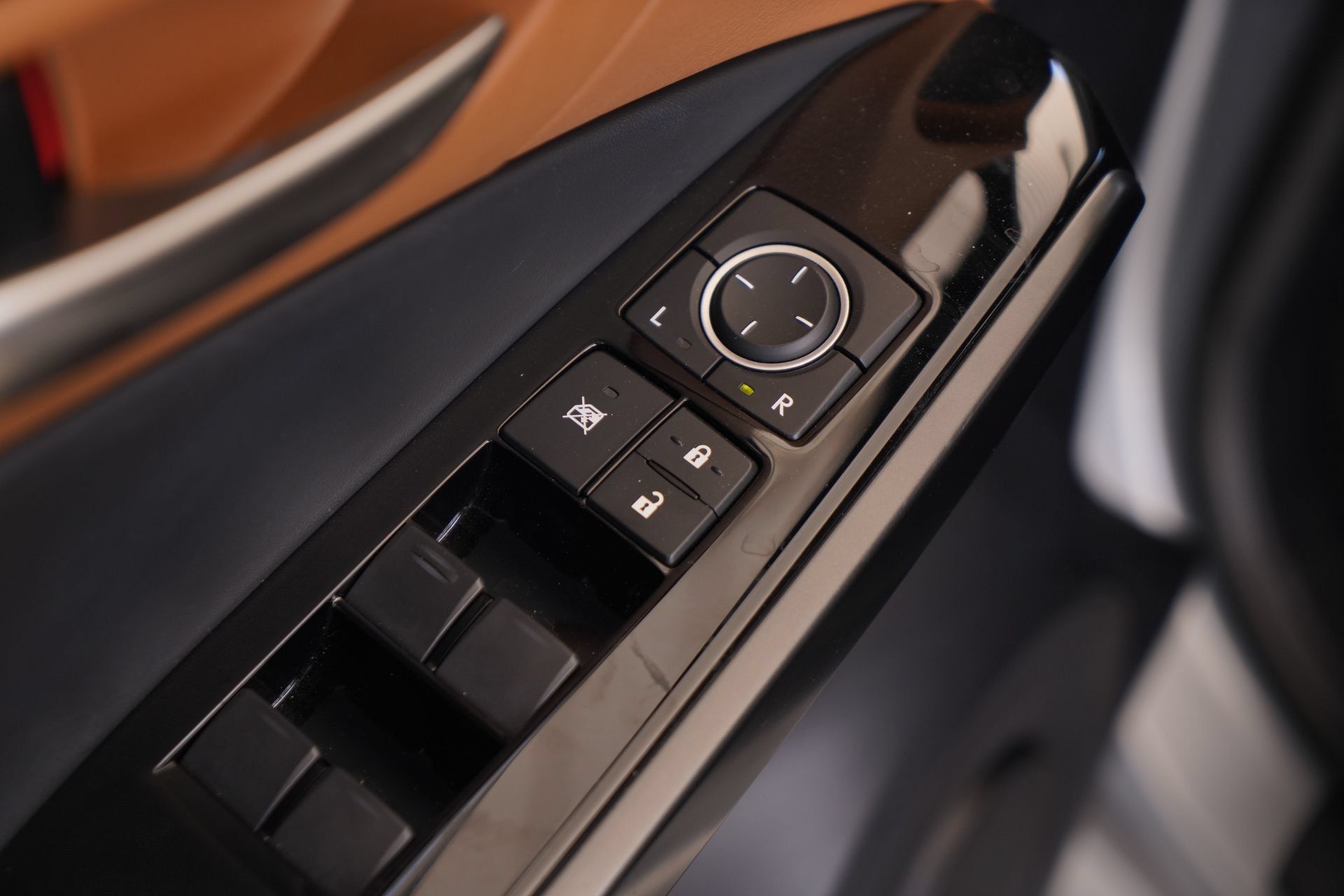 Used 2024 Lexus IS 350 F Sport w/ Accessory Package 2 RWD image 24