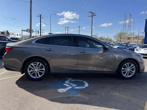 Used 2018 Chevrolet Malibu LT w/ LPO, Convenience Package 2 image 4