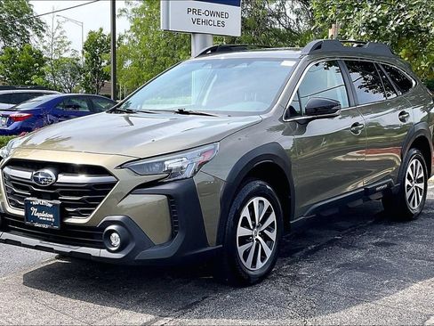 Used 2024 Subaru Outback Premium AWD/4WD image 15