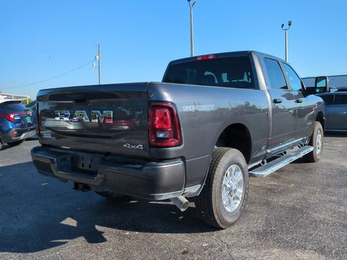 Used 2025 RAM 2500 Big Horn AWD/4WD image 4