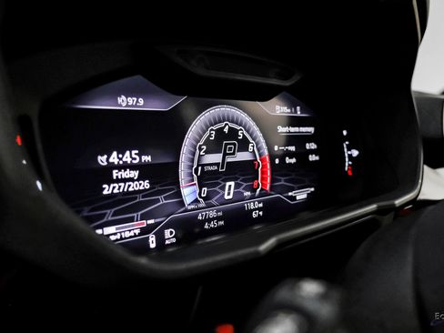 Used 2020 Lamborghini Urus image 37