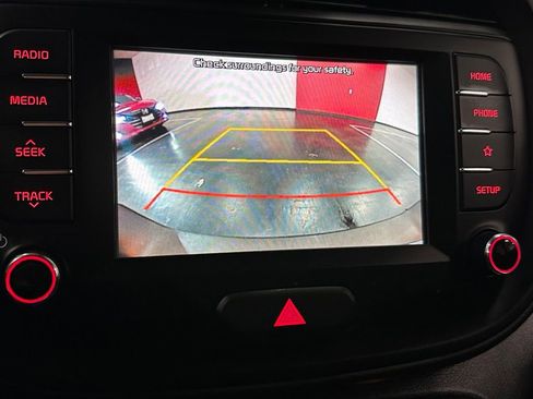 Used 2021 Kia Soul S FWD image 23