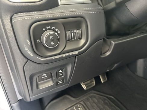 Used 2023 RAM 1500 Limited image 13