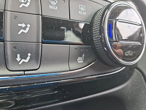 Used 2023 Buick Encore GX Select w/ Sport Touring Package image 24