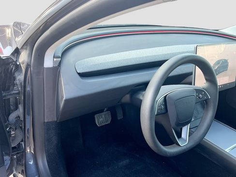 Used 2025 Tesla Model 3 Long Range RWD image 10