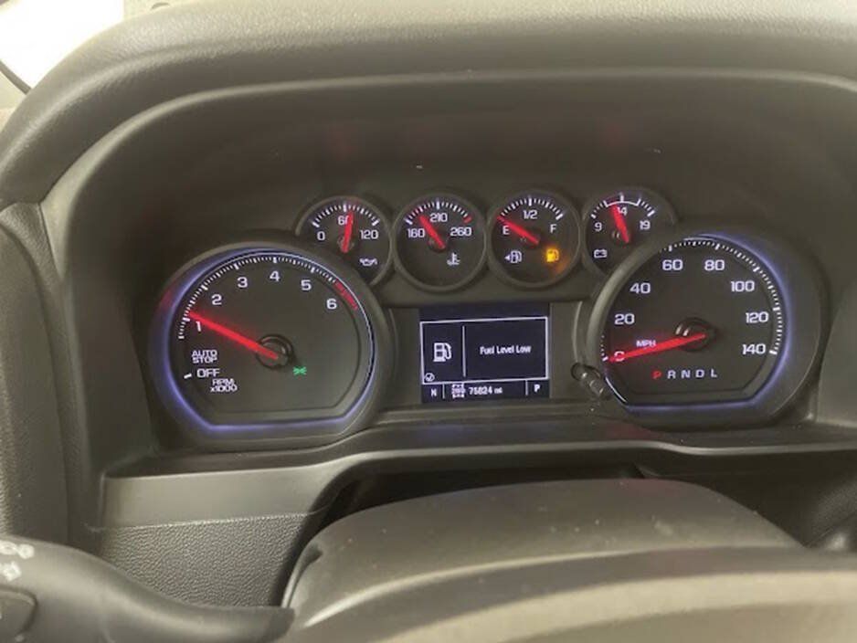 Used 2023 Chevrolet Silverado 1500 W/T w/ Trailering Package AWD/4WD image 15