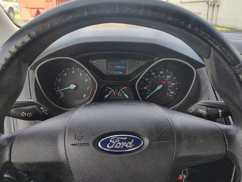 Used 2014 Ford Focus S FWD image 23