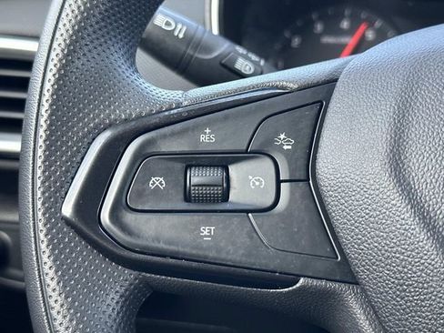 Used 2023 Chevrolet TrailBlazer LT w/ Convenience Package image 21