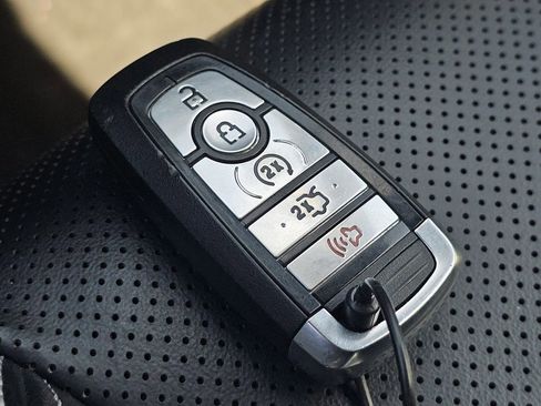 Used 2024 Ford Mustang Premium image 32