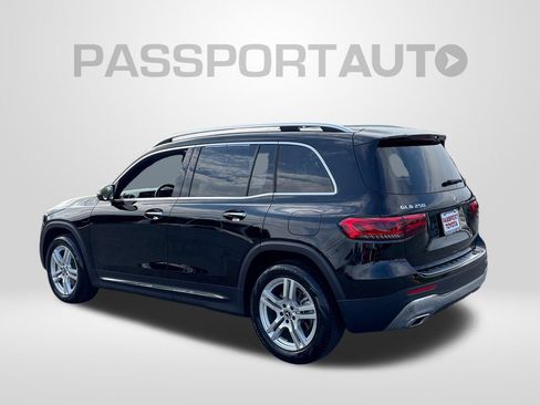 Used 2021 Mercedes-Benz GLB 250 4MATIC image 3