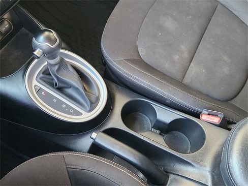 Used 2016 Kia Soul image 18