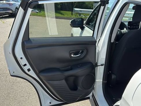 Used 2026 Honda HR-V LX image 21
