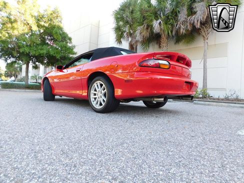 Used 2000 Chevrolet Camaro Z28 w/ SS Performance/Appearance Pkg image 24