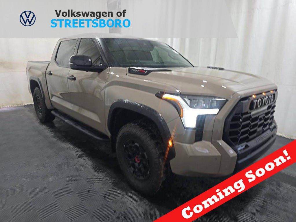 Used 2025 Toyota Tundra Limited AWD/4WD image 1