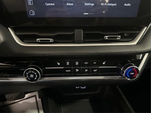 Certified 2025 Chevrolet Equinox LT AWD/4WD image 27