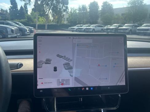 Used 2020 Tesla Model 3 Long Range AWD/4WD image 10