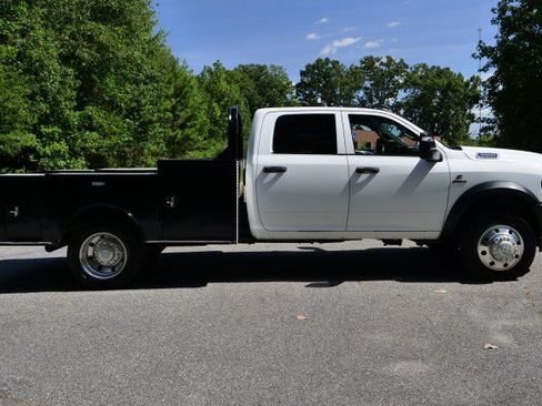 Used 2023 RAM 5500 Tradesman AWD/4WD image 5