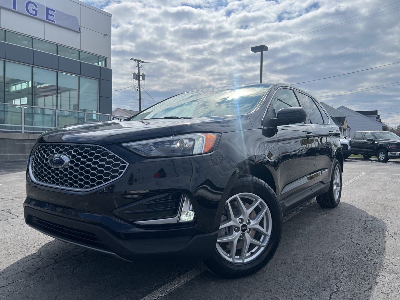Used 2023 Ford Edge SEL w/ Convenience Package AWD/4WD image 43