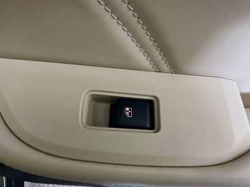 Used 2019 Subaru Outback 2.5i Limited image 31