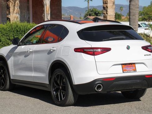 Used 2021 Alfa Romeo Stelvio Sprint w/ Nero Edizione image 7