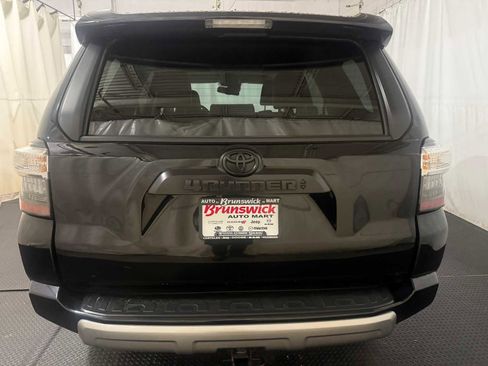 Certified 2023 Toyota 4Runner TRD Off-Road Premium image 16