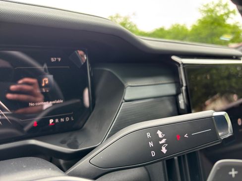 New 2026 GMC Acadia AT4 w/ LPO, Floor Liner Package image 22