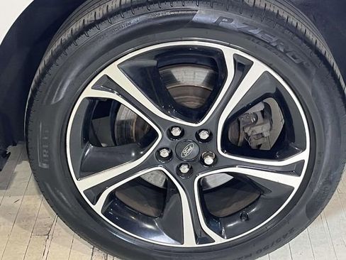Used 2020 Ford Edge ST w/ Equipment Group 401A AWD/4WD image 13