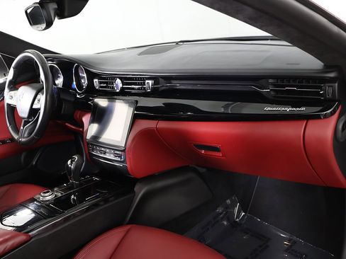 Used 2017 Maserati Quattroporte S GranLusso image 31