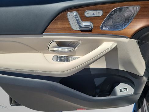 Certified 2026 Mercedes-Benz GLE 450 4MATIC image 11