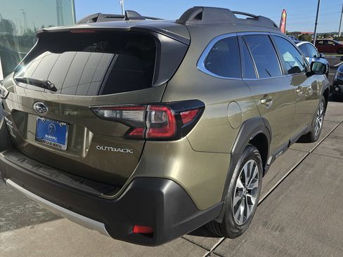 Used 2025 Subaru Outback Limited image 4