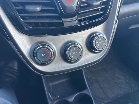 Used 2020 Chevrolet Spark LT image 20