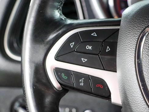 Used 2016 Dodge Challenger SXT Plus image 13