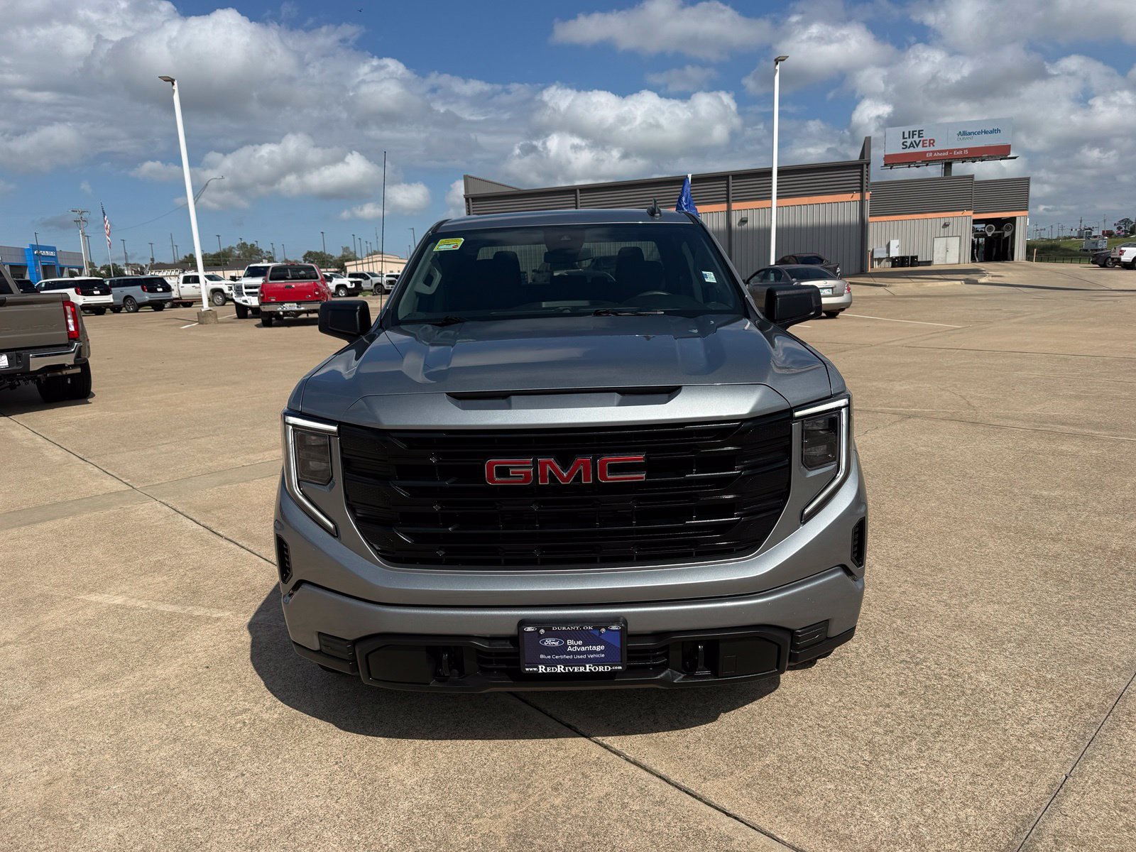 Used 2023 GMC Sierra 1500 Pro w/ Graphite Edition RWD image 2