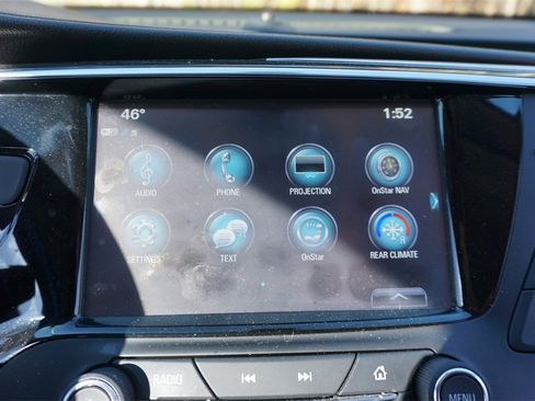 Used 2019 Buick Envision Essence image 11