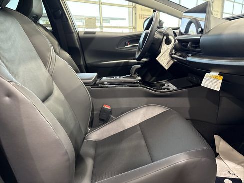 New 2026 Toyota Prius Plug-In Hybrid FWD image 26