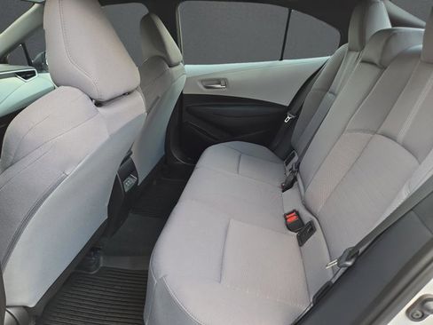 Used 2024 Toyota Corolla SE image 12